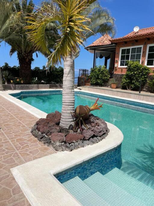 Willa Maravilla With Sea Views Los Menores