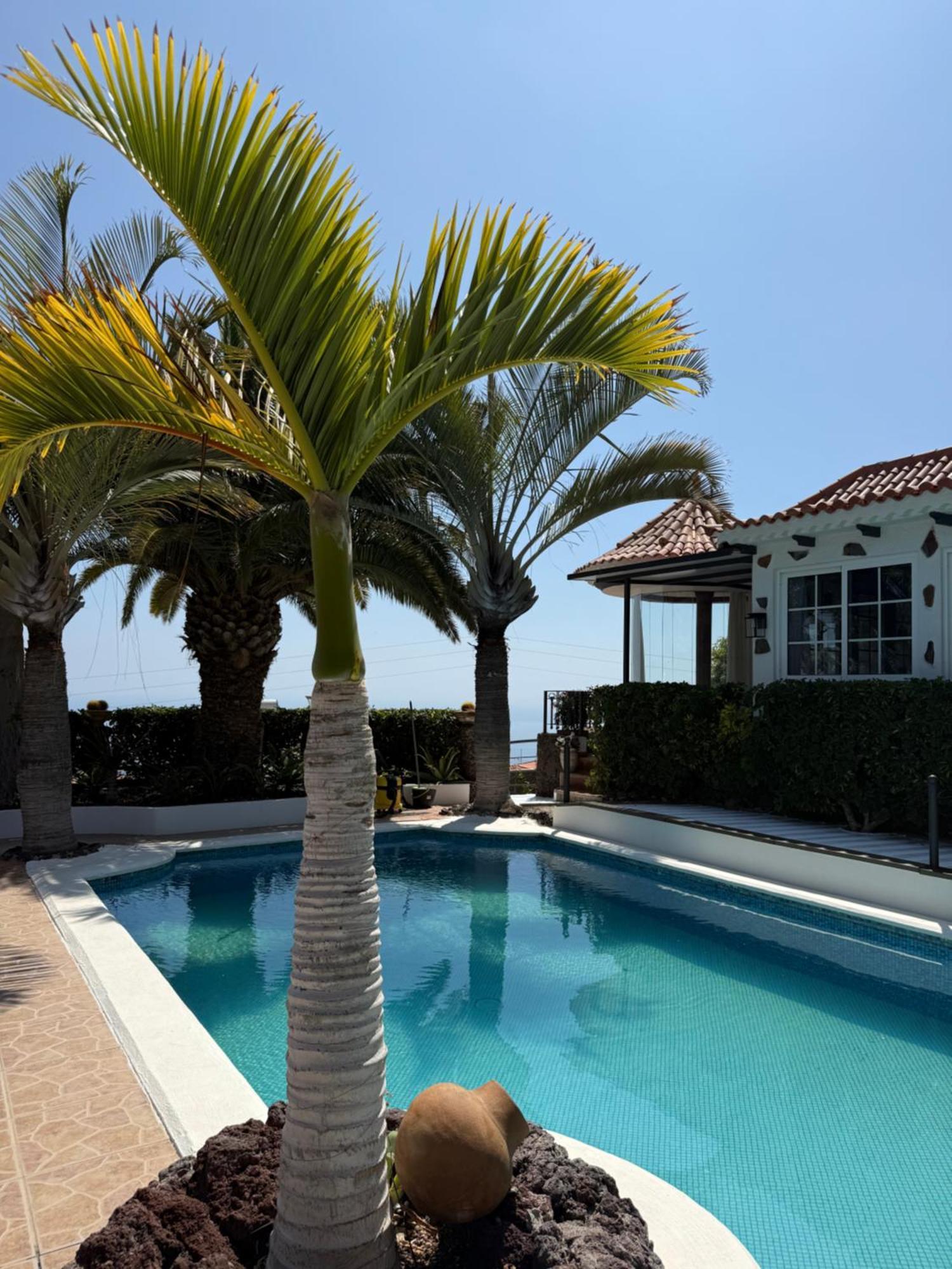 Villa Maravilla With Sea Views Los Menores
