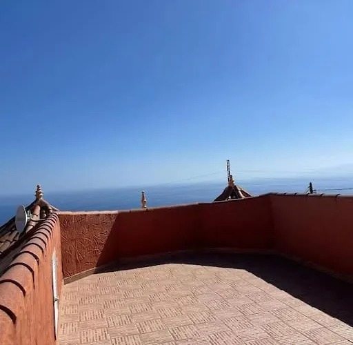 Maravilla Villa With Sea Views